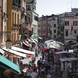 Ca' Pozzo 3* Veneza